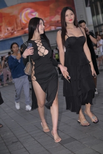 【精选街拍】Vol.3641 一始街拍作品 - 热辣魅力开衩裙 [99P-2.09GB]