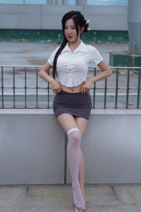 【精选街拍】Vol.2745 灰色修身裙 [225P-2.94GB]