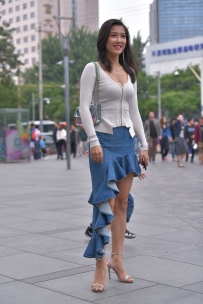 【精选街拍】Vol.3431 荷叶边牛仔裙 [21P-333MB]