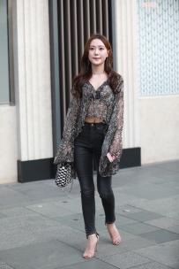 【精选街拍】Vol.3108 简约牛仔裤搭配 [160P+1V-1.50GB]